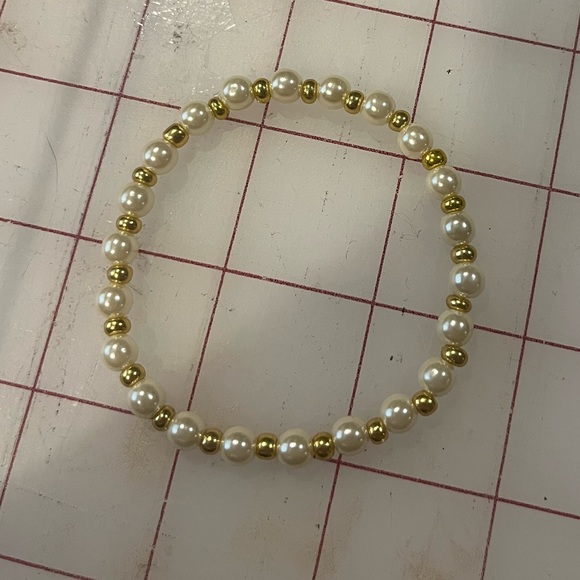 gold and pearl bracelet - Picture 1 of 1